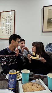 "HKUST alumni enjoying a Canadian-style BBQ at Prof. Lee's house event. Alumni meet the kid